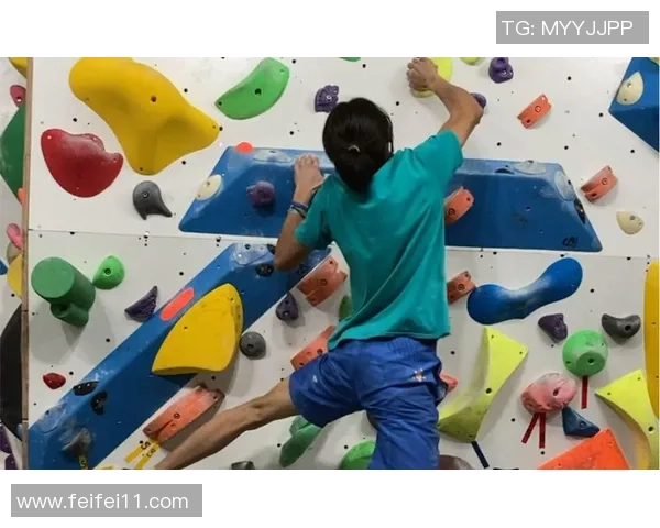 武汉攀岩队快攻体系解析:攀岩战术的创新与应用探讨 武汉攀岩队快攻体系解析:攀岩战术的创新与应用探讨