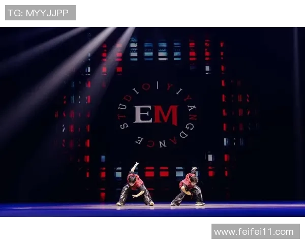 深圳街舞队灵活性引发热议舞者们的风格与技术之争 深圳街舞队灵活性引发热议舞者们的风格与技术之争